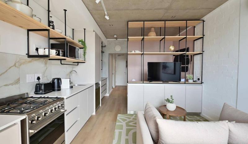 1 Bedroom Property for Sale in Sea Point Western Cape